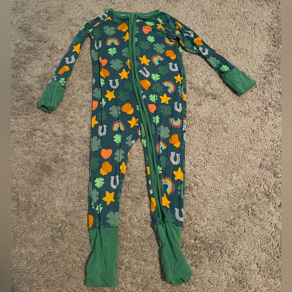 Little sleepies 6-12 month zippy lucky charms at patty’s day